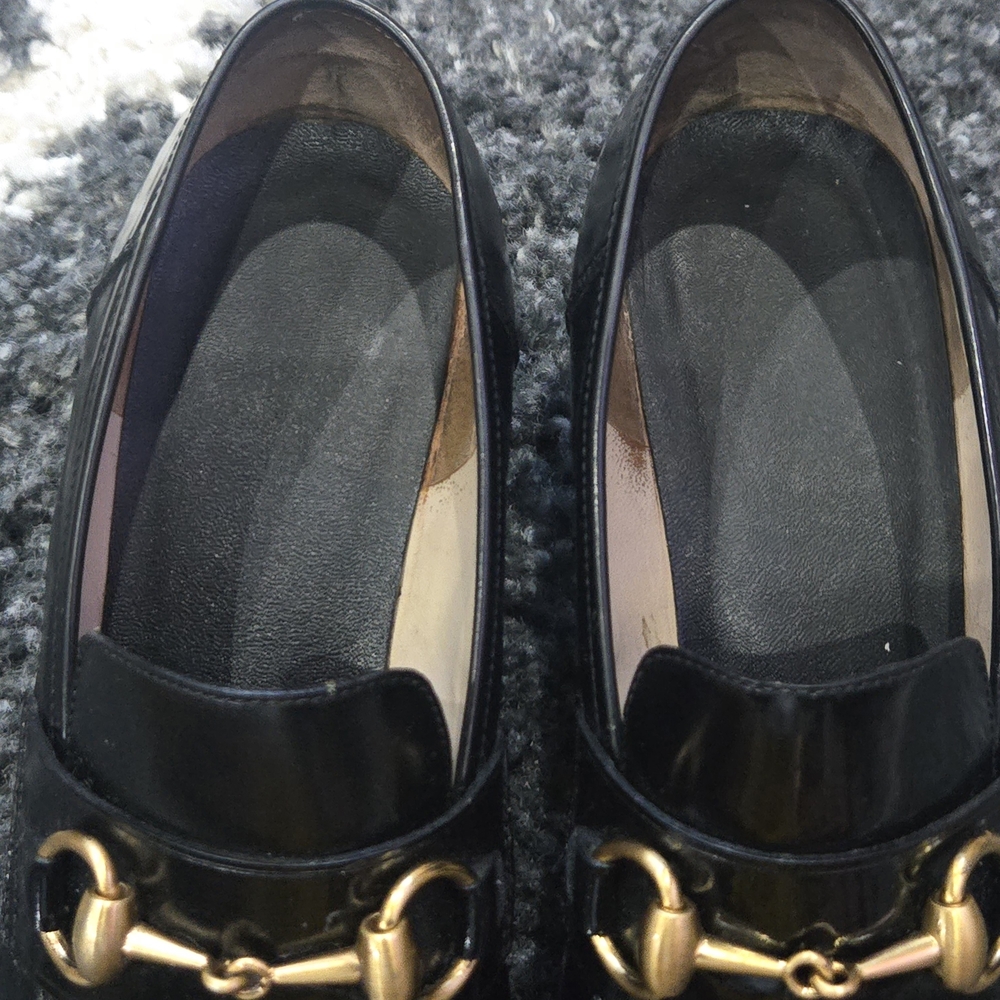 Gucci Black Patent Leather Horsebit Loafers with Gold Hardware - Picture 6 of 8